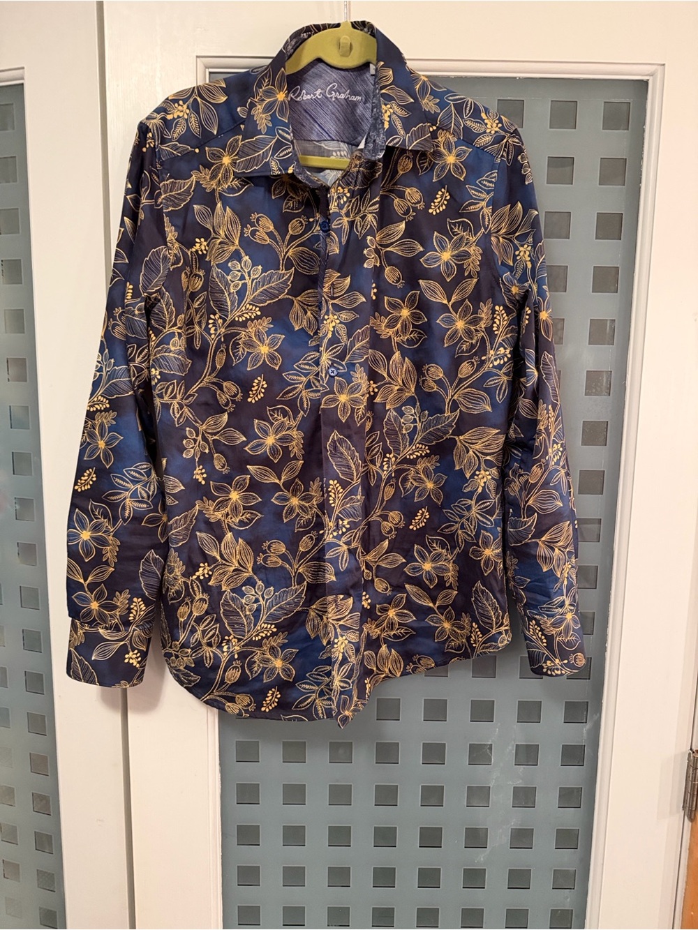 Robert Graham Navy Floral Button-Up Shirt M